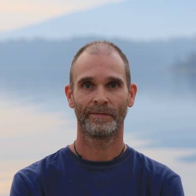 about-us Mark Evans